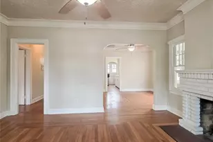 2135 Burlington Ave N, Saint Petersburg, FL 33713 - Photo 6