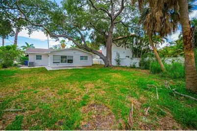 910 Snell Isle Boulevard NE, Saint Petersburg, FL 33704 - Photo 28