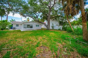 910 Snell Isle Blvd NE, Saint Petersburg, FL 33704 - Photo 28