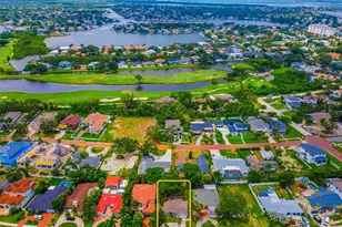 910 Snell Isle Blvd NE, Saint Petersburg, FL 33704 - Photo 2