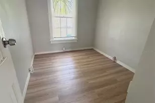 1701 14th Ave S, Saint Petersburg, FL 33705 - Photo 10