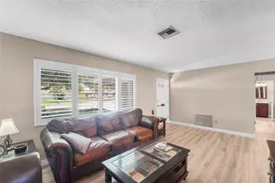 3300 62nd St N, Saint Petersburg, FL 33710 - Photo 10