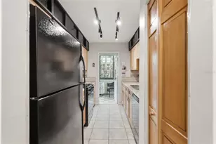 5973 Terrace Park Dr N, Saint Petersburg, FL 33709 - Photo 12