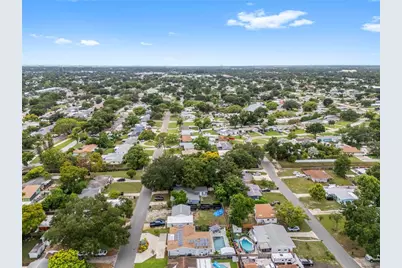 5425 47th Avenue N, Saint Petersburg, FL 33709 - Photo 8