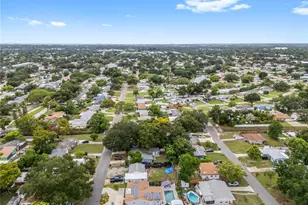 5425 47th Ave N, Saint Petersburg, FL 33709 - Photo 8