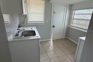 1701 14th St S, Saint Petersburg, FL 33705 - Photo 6