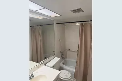 8100 Dr Martin Luther King Jr Street N #208, Saint Petersburg, FL 33702 - Photo 6
