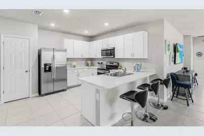 25008 E Lenox Circle, Punta Gorda, FL 33950 - Photo 2