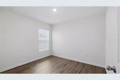 36076 Sunflower Hill Drive, Zephyrhills, FL 33541 - Photo 38