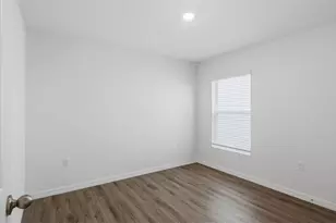 36076 Sunflower Hl Dr, Zephyrhills, FL 33541 - Photo 34