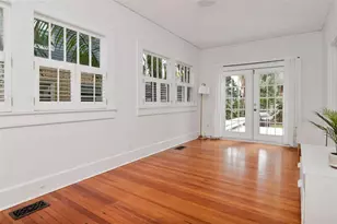 126 8th Ave NE, Saint Petersburg, FL 33701 - Photo 12