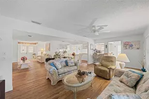 4709 Portland Manor Dr, New Port Richey, FL 34655 - Photo 12