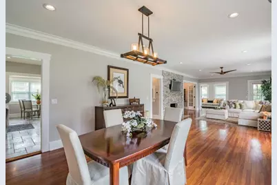 209 13th Avenue N, Saint Petersburg, FL 33701 - Photo 6
