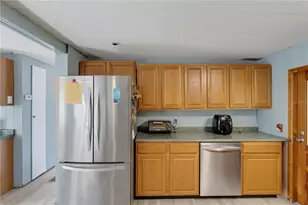 7421 Henry Dr, Land O Lakes, FL 34638 - Photo 24