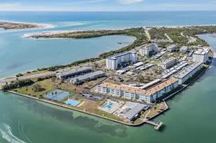 9 Haig Pl, Dunedin, FL 34698 - Photo 2
