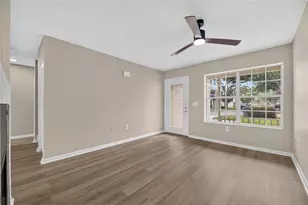 1214 Big Pine Dr, Valrico, FL 33596 - Photo 10