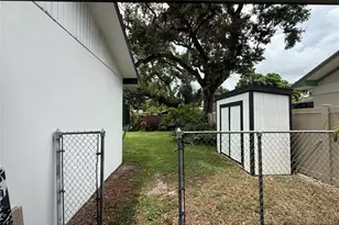 8239 26th Ave N, Saint Petersburg, FL 33710 - Photo 86