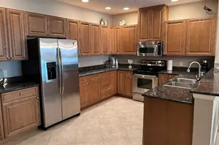 505 Mandalay Ave, Clearwater Beach, FL 33767 - Photo 2