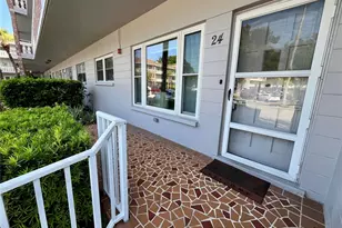 2460 Persian Dr, Clearwater, FL 33763 - Photo 4