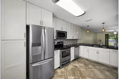 8765 Bardmoor Boulevard #306, Seminole, FL 33777 - Photo 12