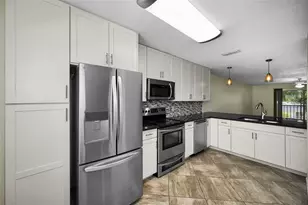 8765 Bardmoor Blvd, Seminole, FL 33777 - Photo 12