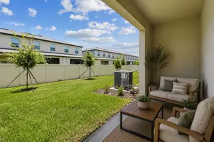 2665 Buttercup Lucine Ln, Ruskin, FL 33570 - Photo 44