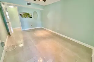 10034 64th Ave N, Saint Petersburg, FL 33708 - Photo 12