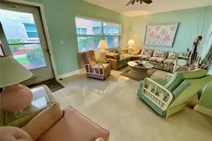 10034 64th Ave N, Saint Petersburg, FL 33708 - Photo 2