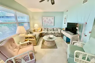 10034 64th Ave N, Saint Petersburg, FL 33708 - Photo 4