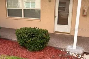 10034 64th Ave N, Saint Petersburg, FL 33708 - Photo 2