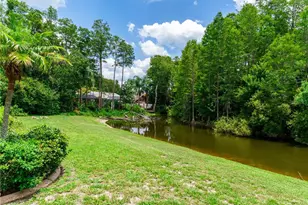 8153 Baytree Dr, New Port Richey, FL 34653 - Photo 4