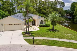 8153 Baytree Dr, New Port Richey, FL 34653 - Photo 2