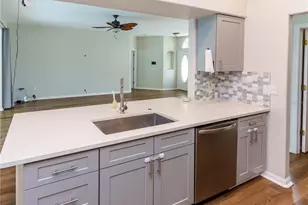 8153 Baytree Dr, New Port Richey, FL 34653 - Photo 32