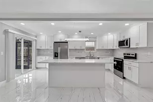 903 Plum Tree Ln, Sarasota, FL 34243 - Photo 26