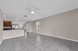 17066 Oval Rum Dr, Wimauma, FL 33598 - Photo 8
