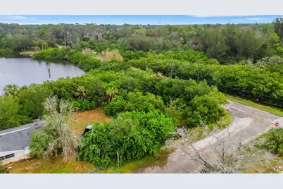 4935 Largo Terrace, New Port Richey, FL 34652 - Photo 2