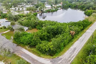 4935 Largo Terrace, New Port Richey, FL 34652 - Photo 1