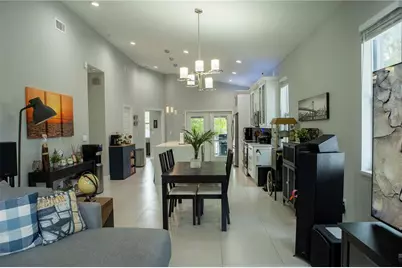 8608 N Mitchell Avenue, Tampa, FL 33604 - Photo 12