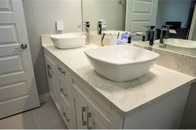 8608 N Mitchell Avenue, Tampa, FL 33604 - Photo 22