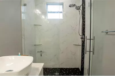 8608 N Mitchell Avenue, Tampa, FL 33604 - Photo 22