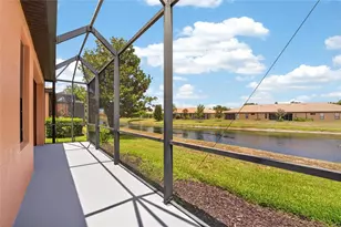 132 Shell Falls Dr, Apollo Beach, FL 33572 - Photo 4