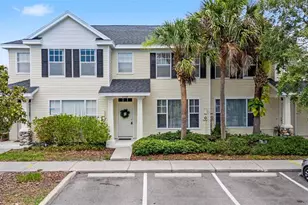 12216 Country White Cir, Tampa, FL 33635 - Photo 2