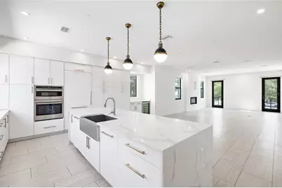 2814 W Barcelona Street, Tampa, FL 33629 - Photo 10