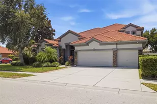 11508 Oyster Bay Cir, New Port Richey, FL 34654 - Photo 1