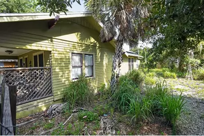 772 38th Avenue S, Saint Petersburg, FL 33705 - Photo 8