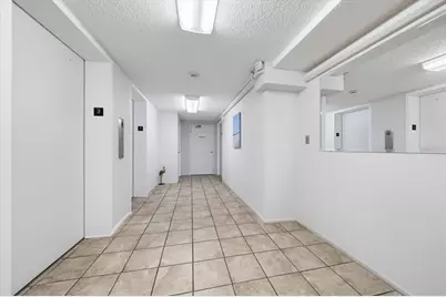 255 Dolphin Point #307, Clearwater Beach, FL 33767 - Photo 26