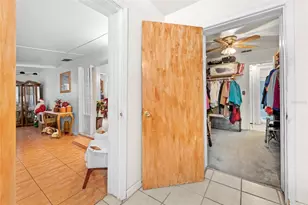 10412 N Altman St, Tampa, FL 33612 - Photo 44