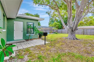 1566 Sunset Point Rd, Clearwater, FL 33755 - Photo 32