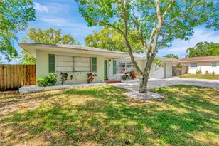 1566 Sunset Point Rd, Clearwater, FL 33755 - Photo 2