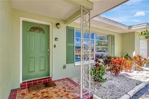 1566 Sunset Point Rd, Clearwater, FL 33755 - Photo 4